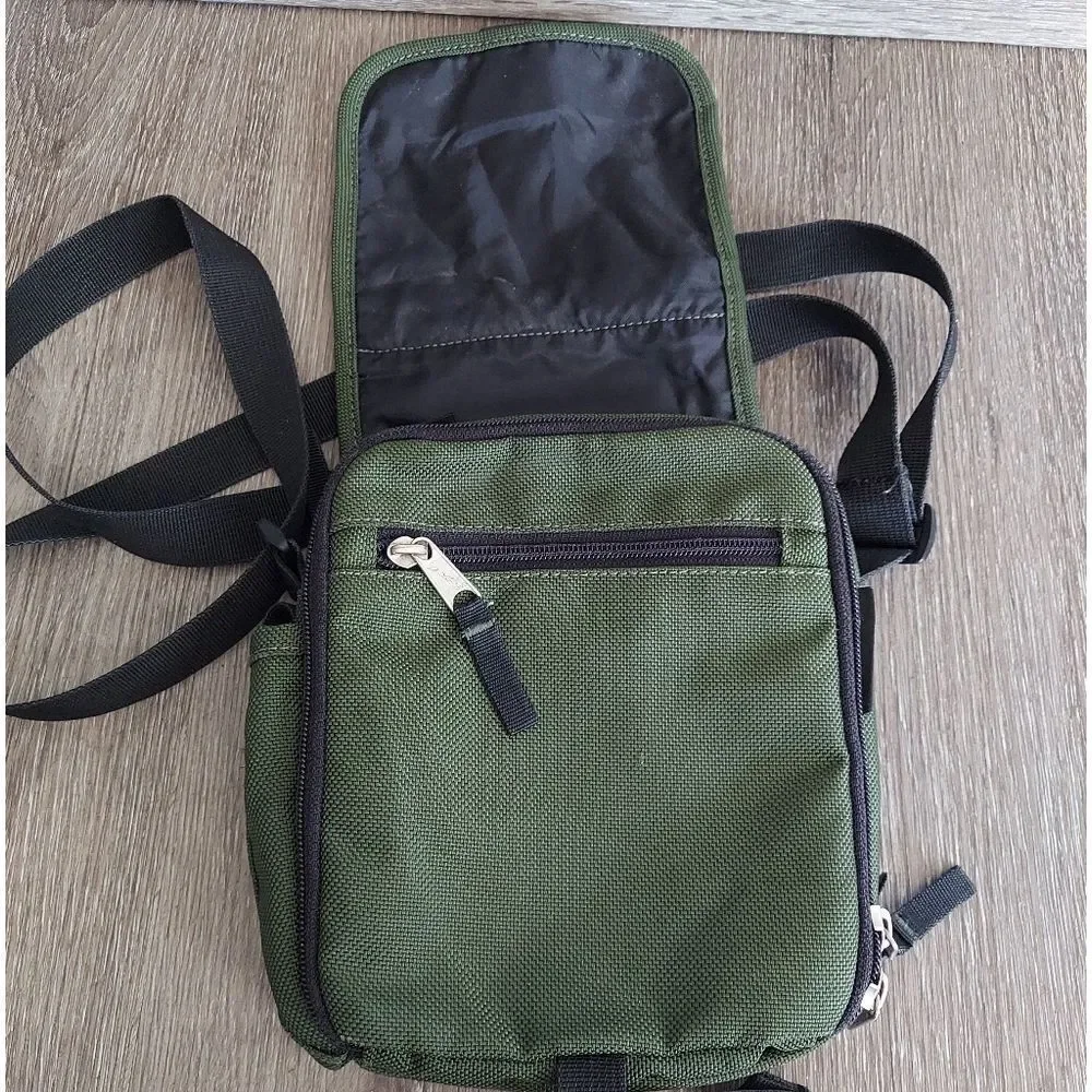 Eddie Bauer Green Crossbody Bag / Travel Bag